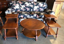 Load image into Gallery viewer, Heywood Wakefield Mid Century Furniture
