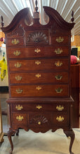 Load image into Gallery viewer, Thomasville HiBoy Chest of Drawers
